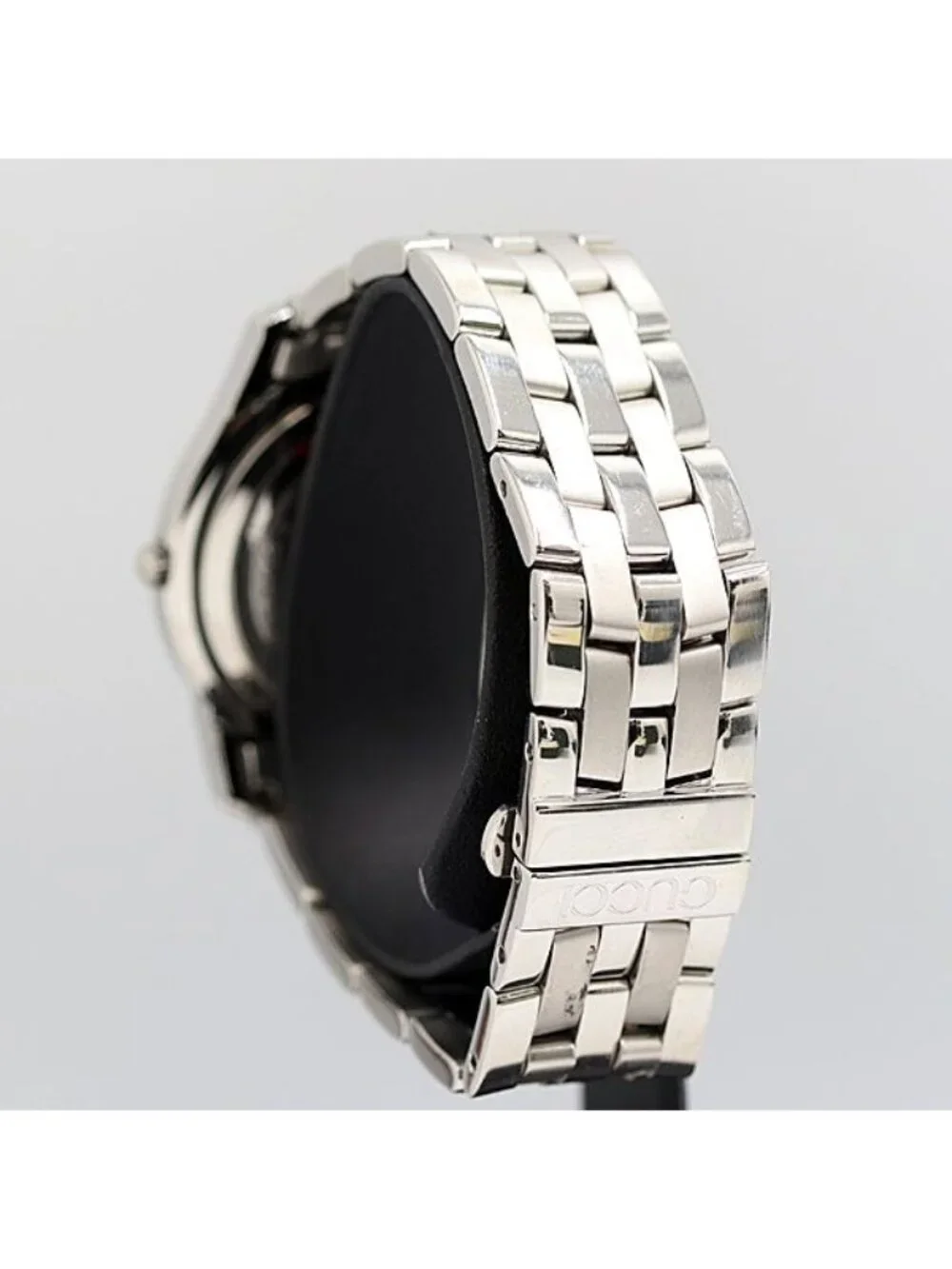 Gucci Quartz Silver Dial Date Watch